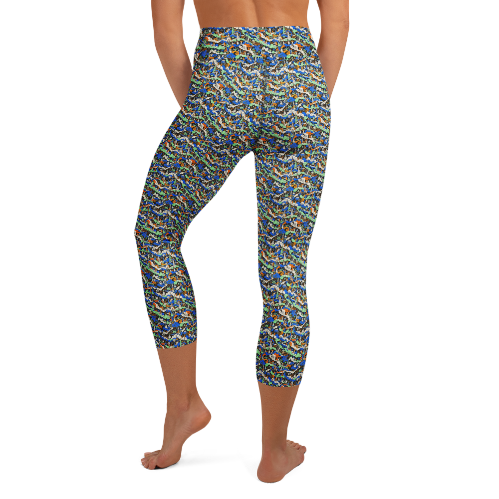 Geometric Cloud Doodle Yoga Capri Leggings alternate view
