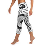 Rhythmic Expressions Capri Leggings - Vinyl Vibes - Image 3