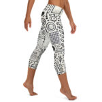 Fun and Cool Doodles Capri Leggings with Geometric Patterns - Image 4